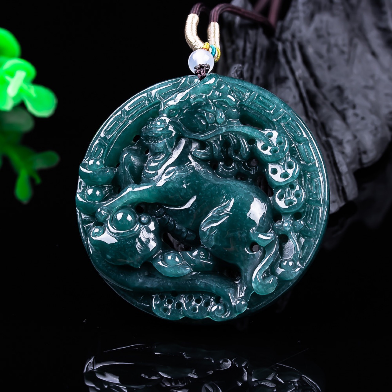 Vintage Necklace - Подвеска-дракон из бирманского жадеита, натуральный камень,